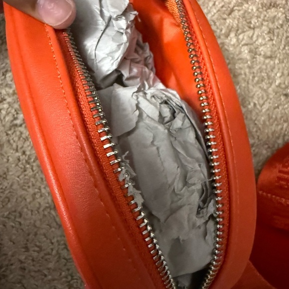 NWOT Steve Madden Orange Belt Bag - Picture 4 of 4